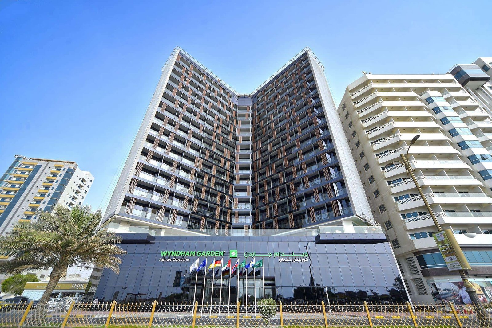 Wyndham Garden Ajman Corniche - 2