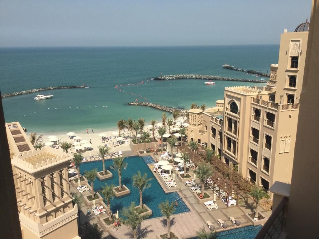 شيراتون شارقة بيتش ريزورت وسبا - 2